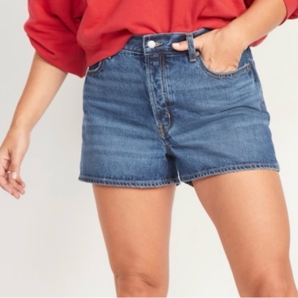 Old Navy Medium Wash High Rise Button Fly Slouchy Straight Denim Shorts 12